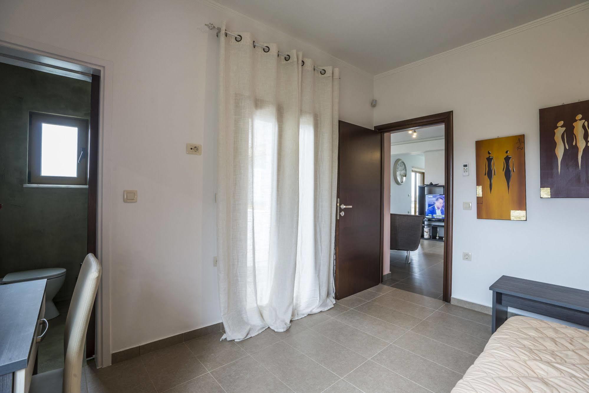 Villa Lady Dafni With Private Heated Pool Maleme Exterior foto